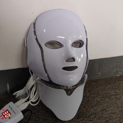 Plastic Mask Case 7 Colors LED Light Therapy for Skin Tightening and Wrinkle Reduction