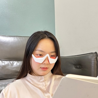 White Eye Vibration Led Red Light Therapy Device for Anti-Aging and Dark Circle Removal