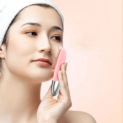 Waterproof 5V/1A Rechargeable Electric Facial Cleansing Brush Private Label Spin Cleanser