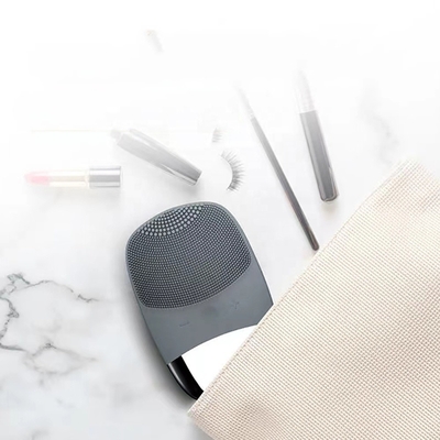 DEEP CLEANSING Face Skin Wash Brush with Silicone Shock Comfort Using Time 200minutes