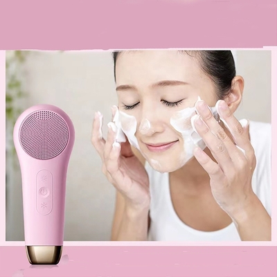 1.5 Hours Time Facial Brush Cleanser Smart Facial Cleansing Device with Silicone Brush