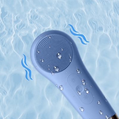 Ultrasonic Vibration Facial Cleansing Brush with Hot/Cold Mode and Soothing Vibration