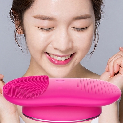 2023 Home Skin Care Tools Professional Facial Brush Cleansing Machine for Deep Cleansing
