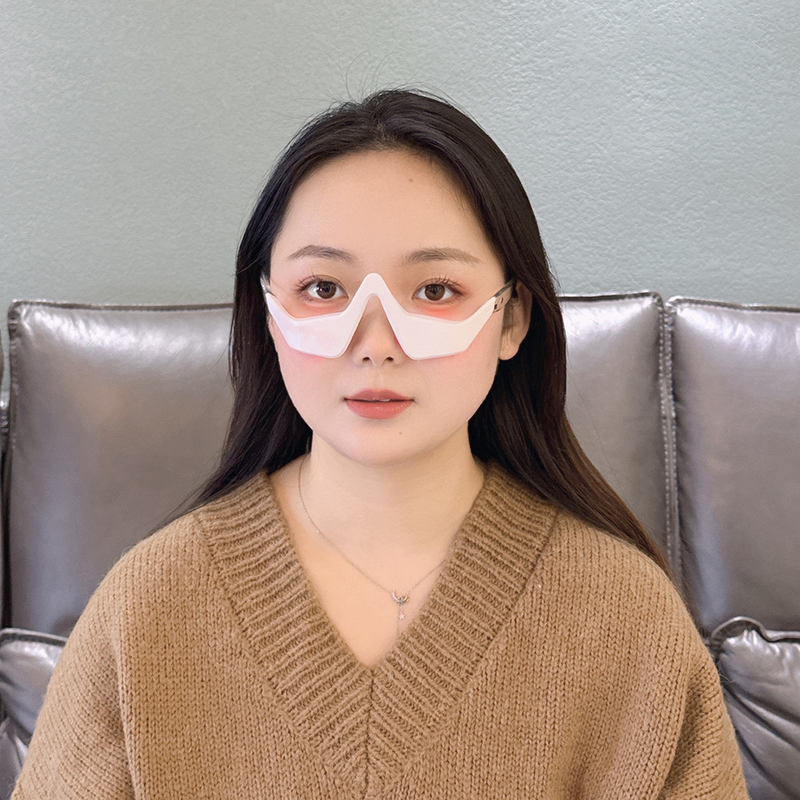 3D LED Red Light Therapy Ems Micro-current Eye Massager Remove Dark Circles with Ease
